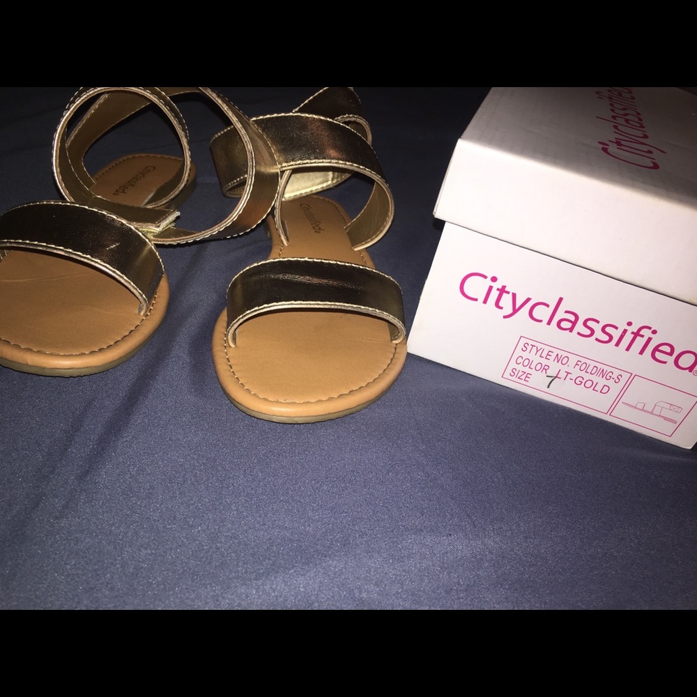 Sandals - Picture 2 of 2